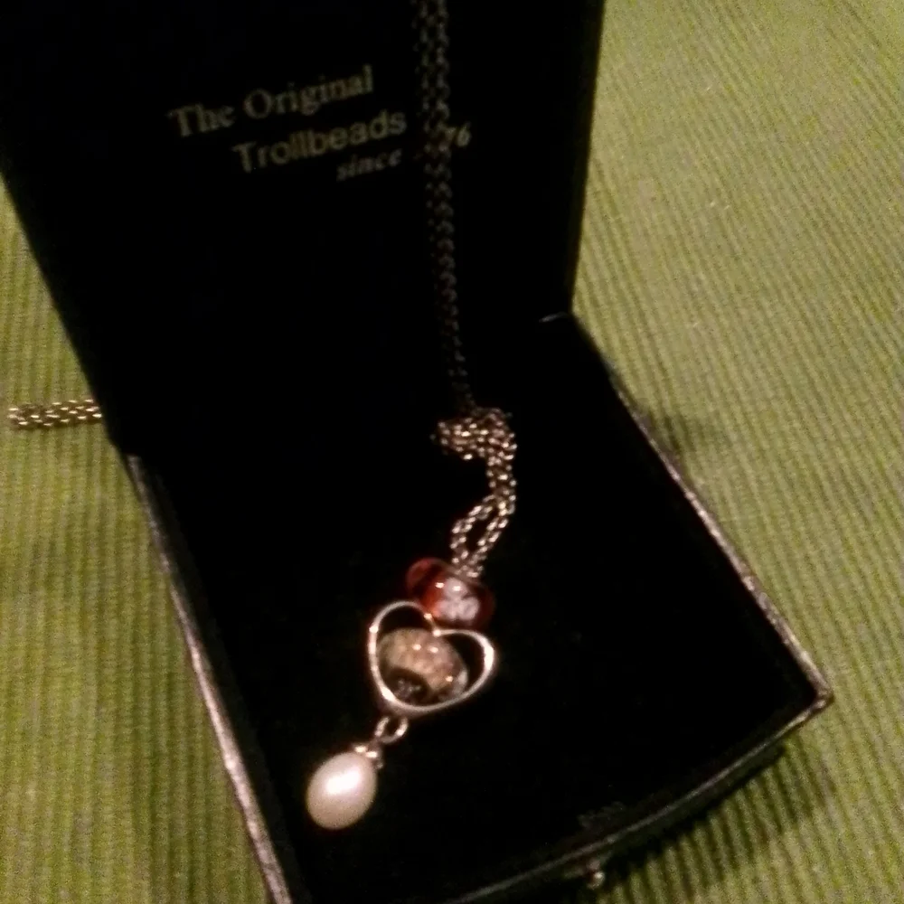 Trollbeads Silver and White Pendant Necklace - Picture 9 of 9